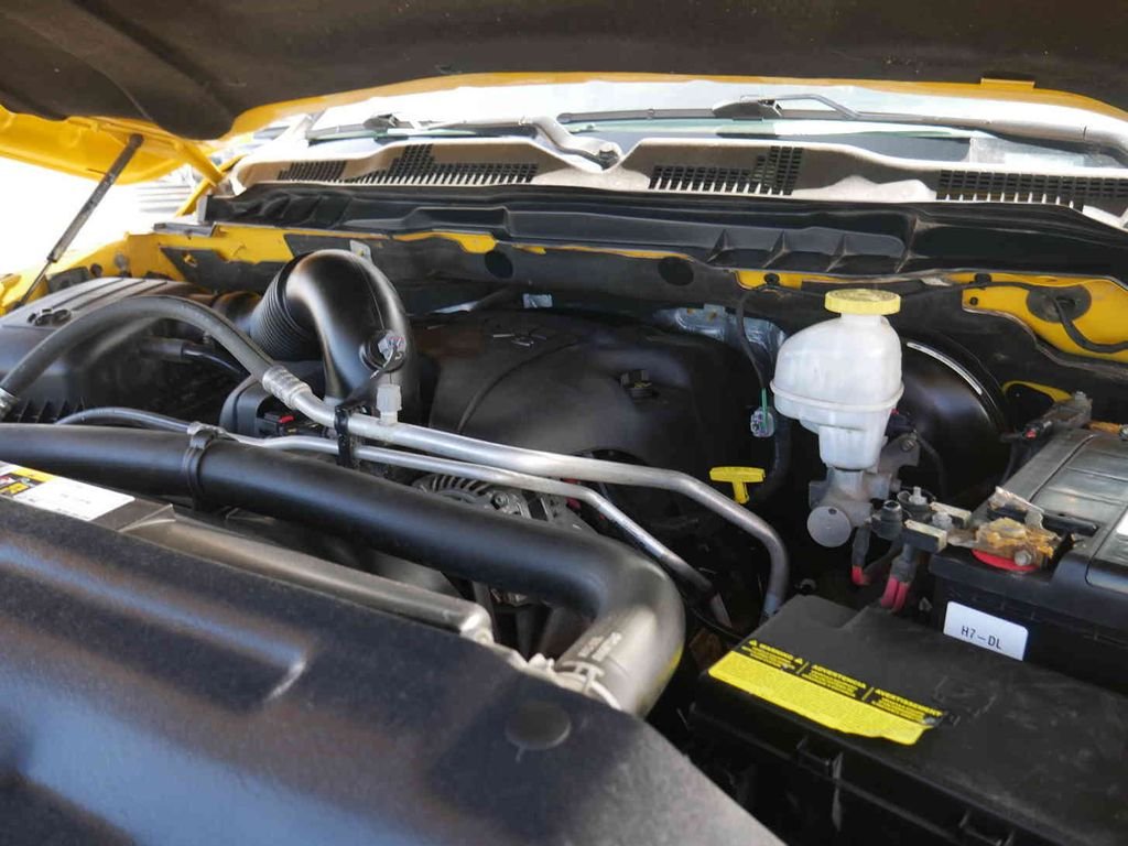 Used 2019 Yellow Ram Express image 13