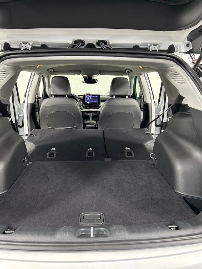 Used 2022 White Jeep Limited image 21