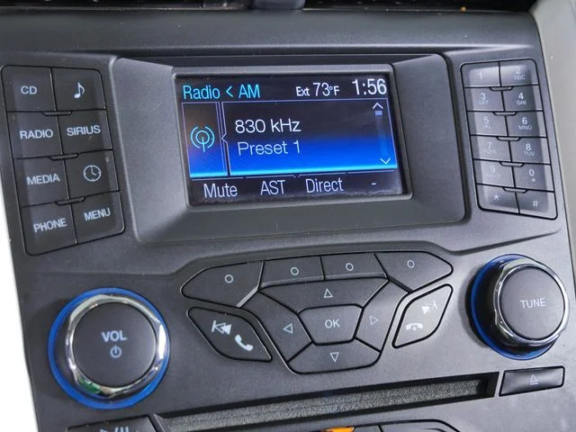 Used 2013 Gray Ford SE image 27
