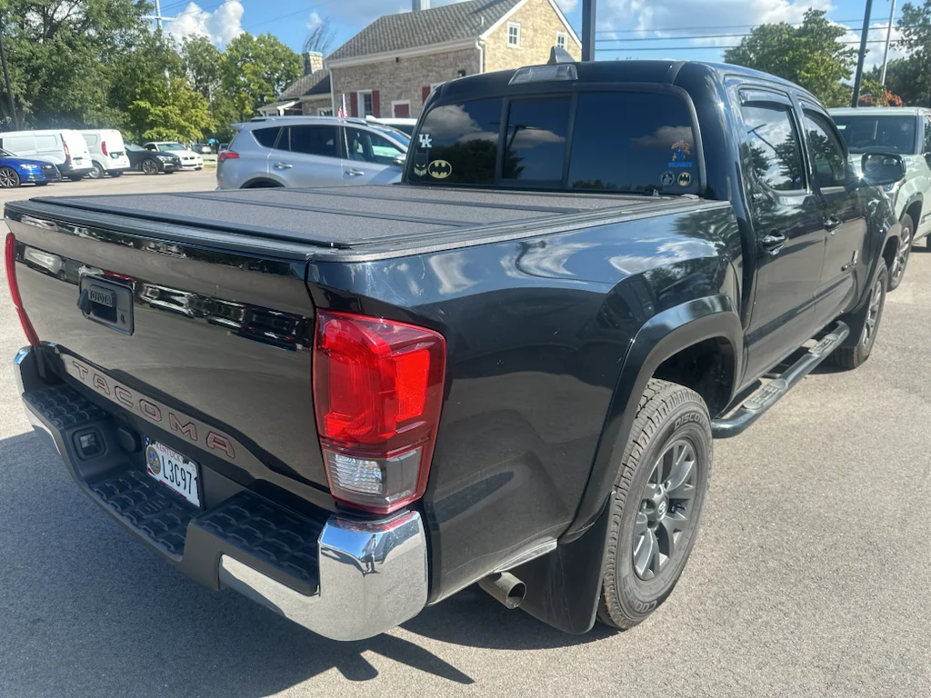 Used 2022 Midnight Black Metallic Toyota SR5 image 3
