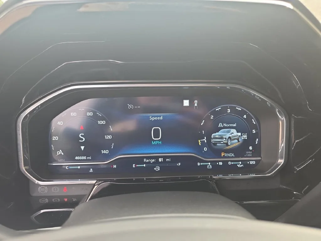 2023 Chevrolet Silverado 1500 RST - Photo 12