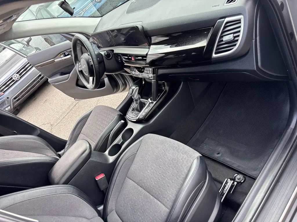 Used 2025 Gray Kia S image 28
