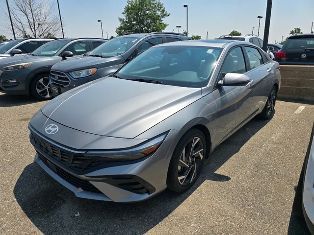 2025 Hyundai Elantra Hybrid Limited