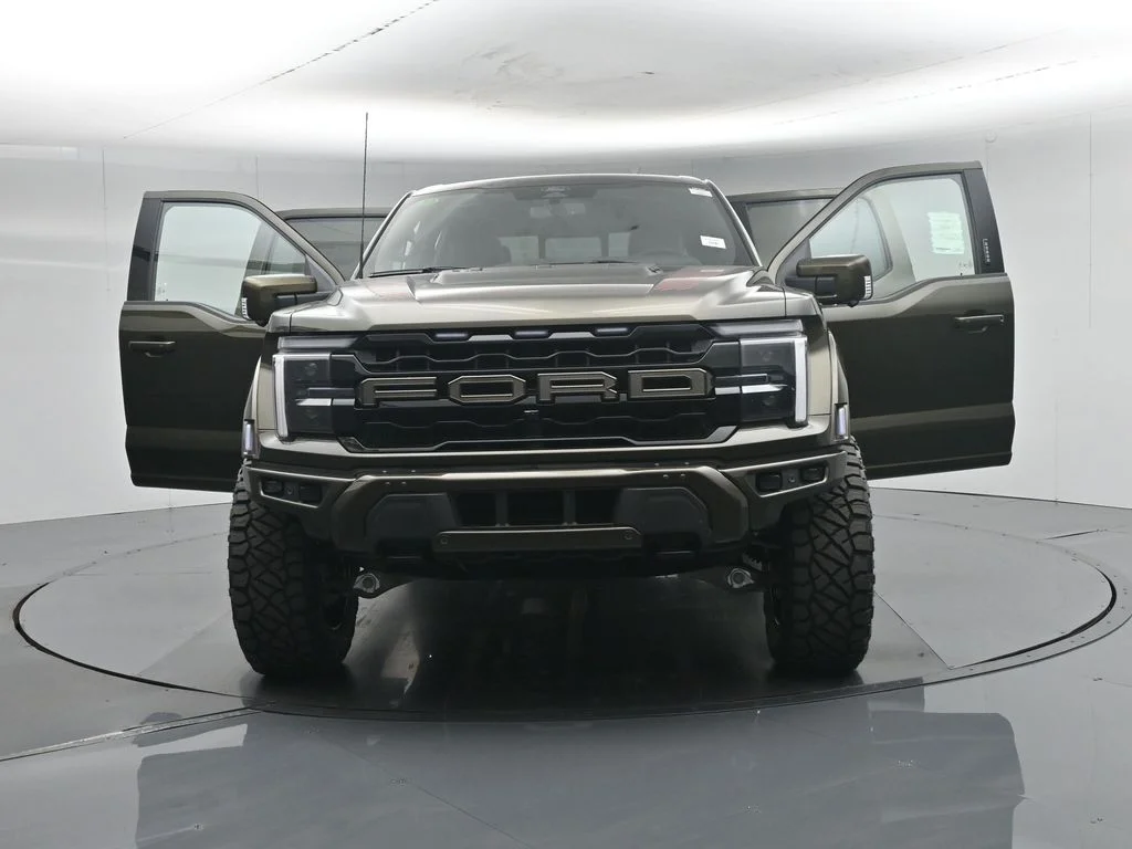 New 2026 Shelter Green Ford Raptor image 35
