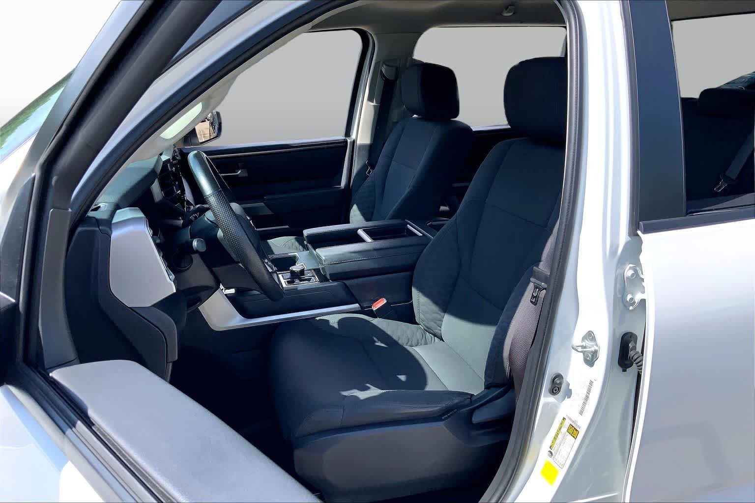 Used 2024 Ice Cap Toyota SR5 image 8