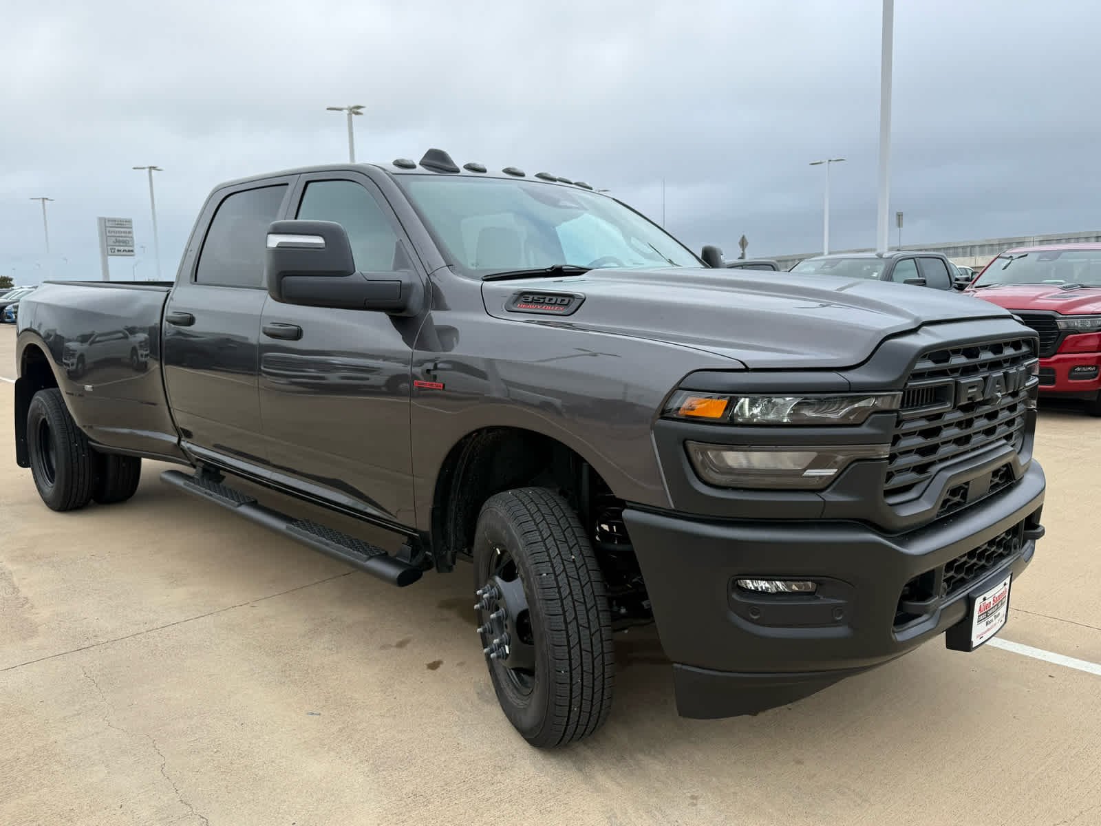 New 2026 Granite Crystal Metallic Clear-Coat Exterior Paint RAM Tradesman image 4