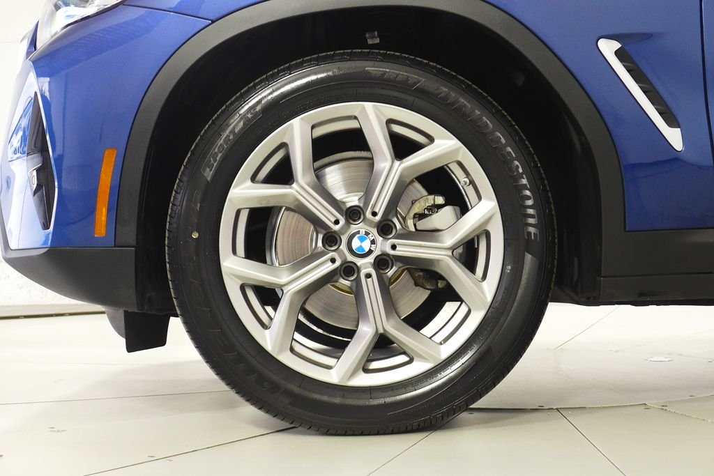 Certified Used 2023 Phytonic Blue Metallic BMW sDrive30i image 5