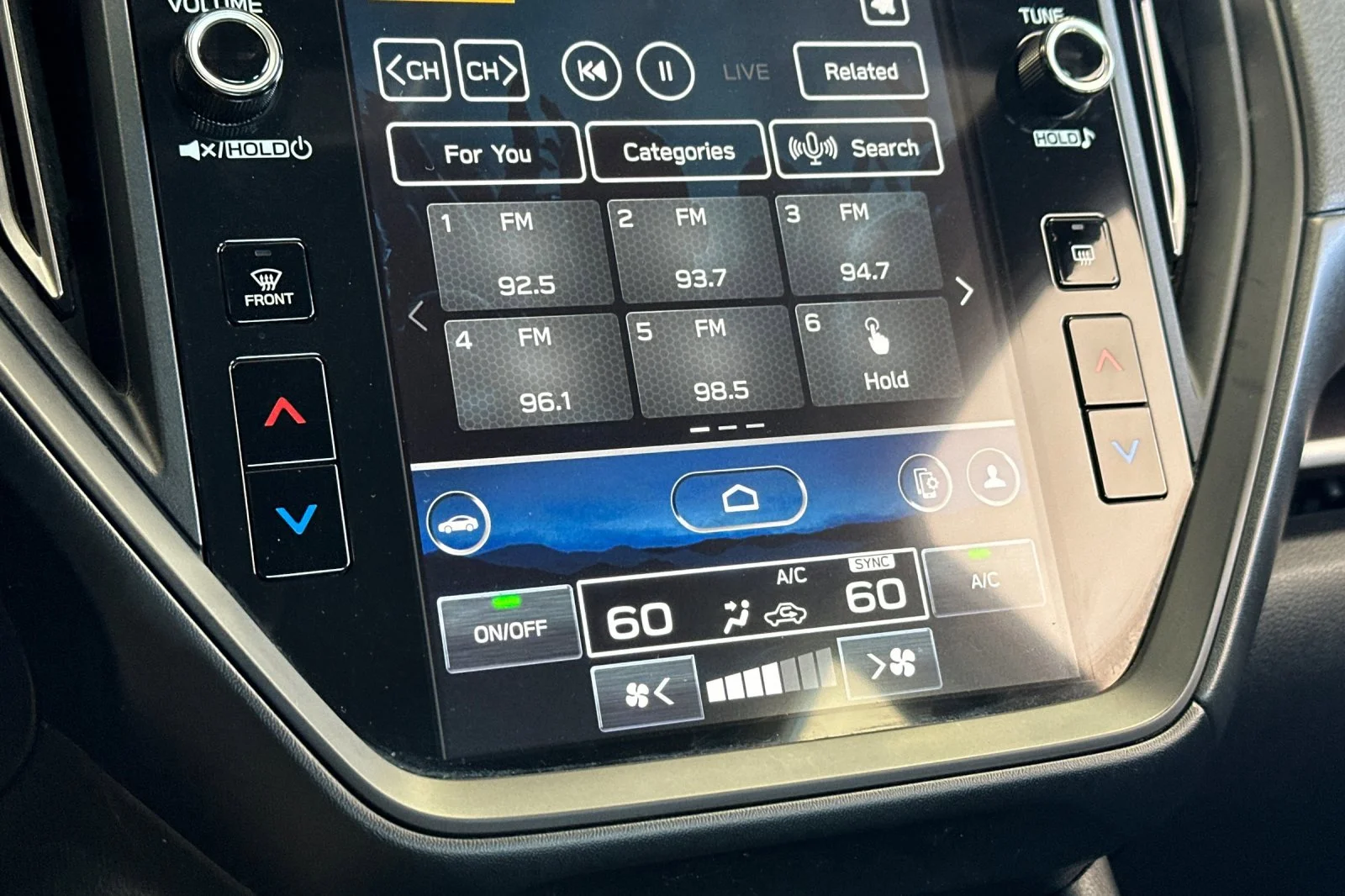 Used 2024 Sapphire Blue Pearl Subaru Base image 19