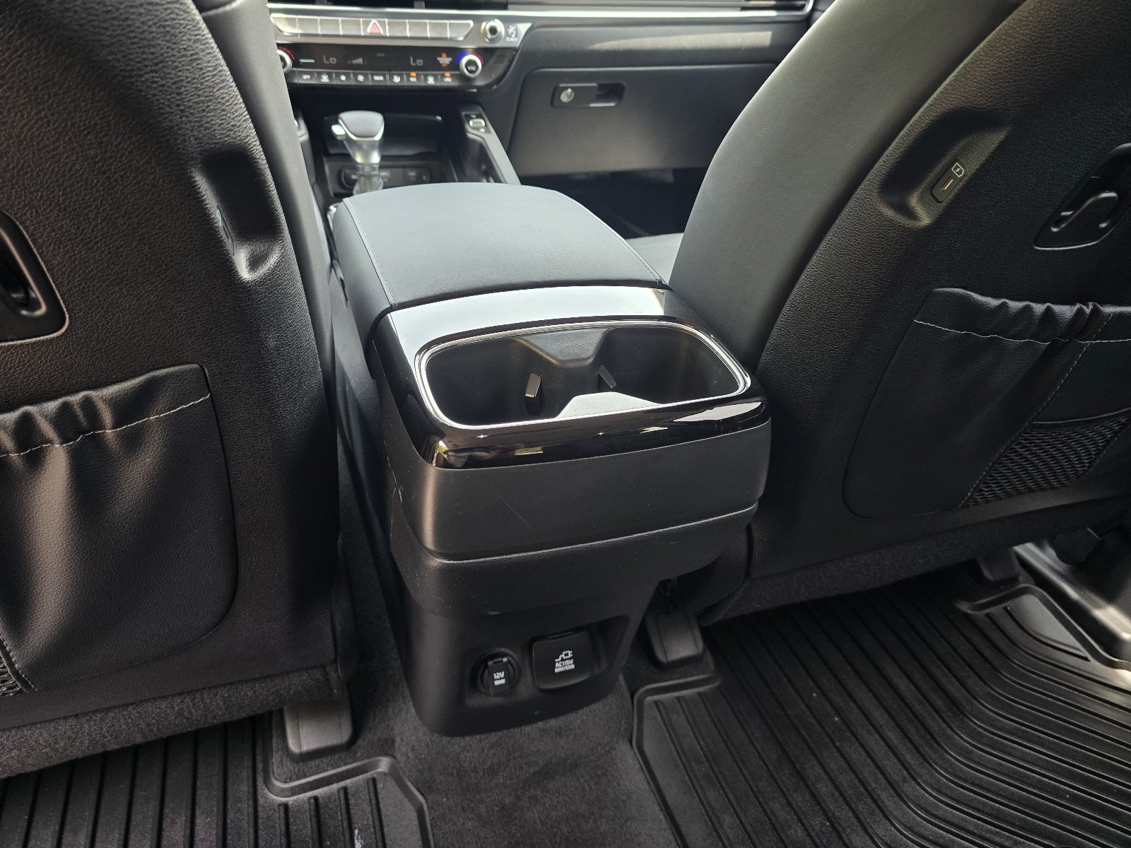 Used 2025 Black Kia SX-Prestige image 24