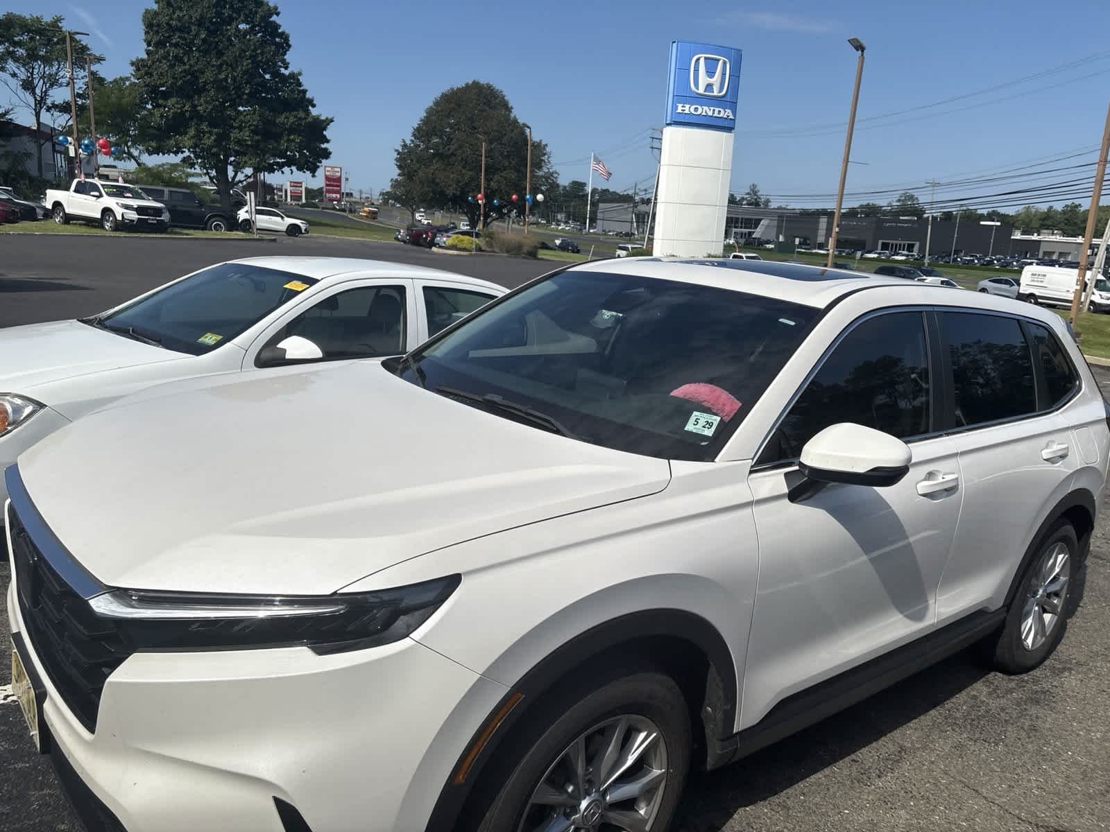 Used 2024 Platinum White Pearl Honda EX-L image 10