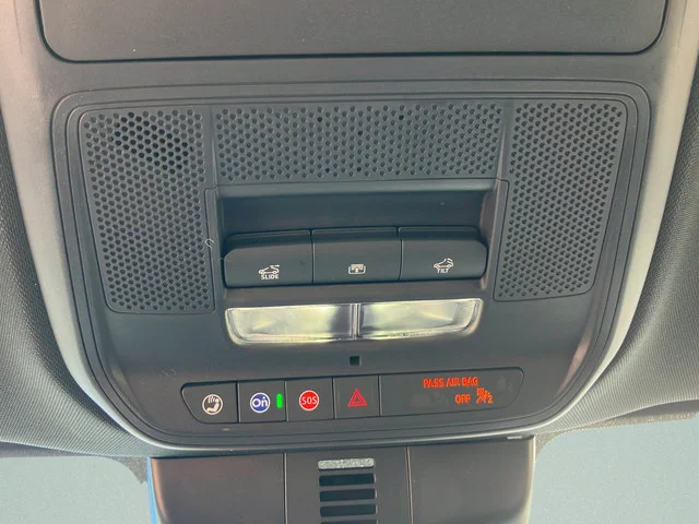2026 GMC Acadia AT4 - Photo 20