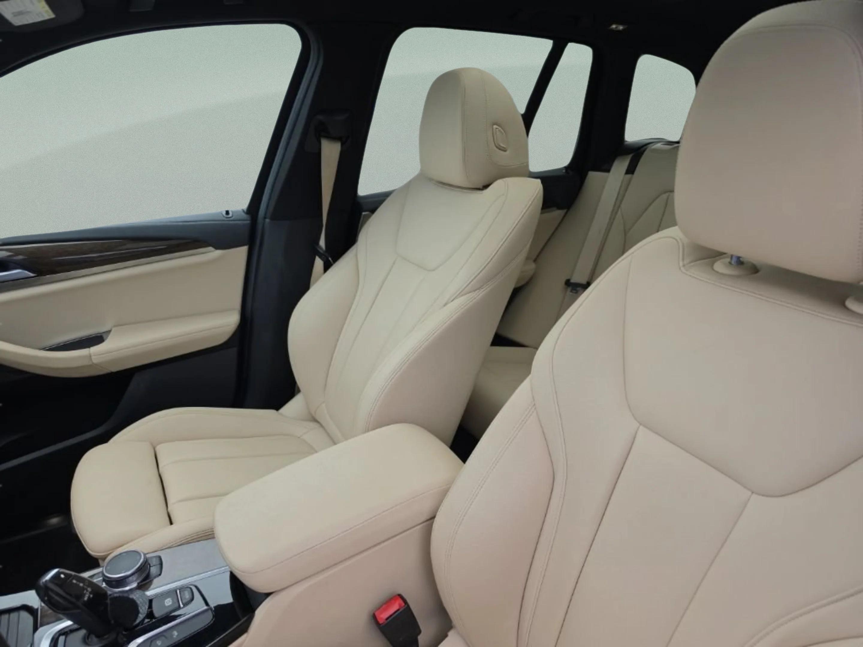 Used 2015 Gray Ford SE image 47