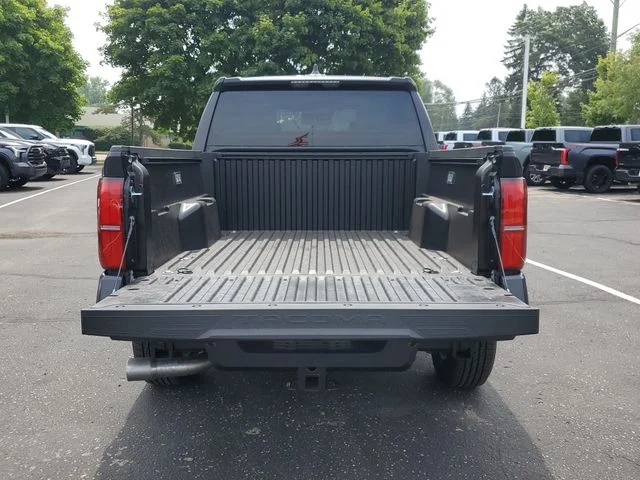 New 2026  Toyota SR5 image 8