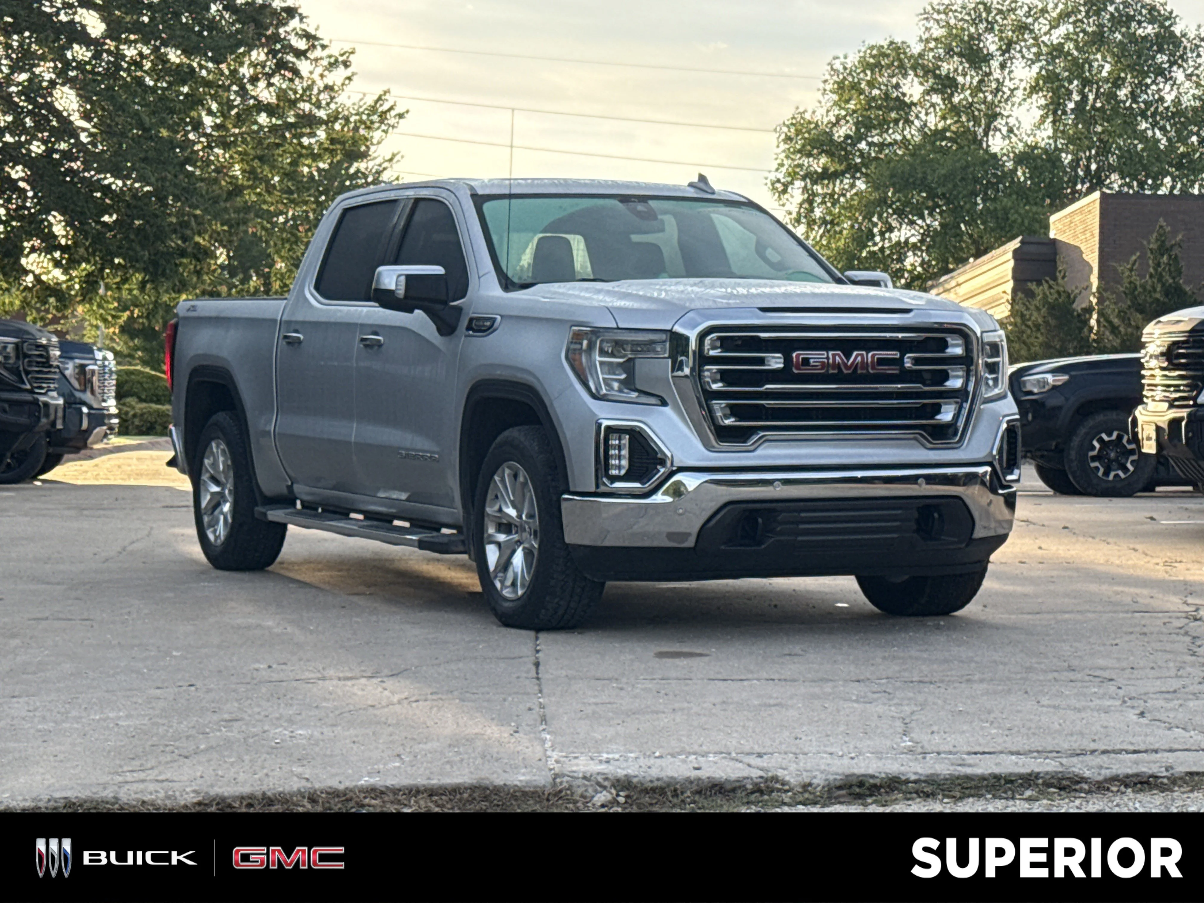 2020 GMC Sierra 4WD Crew Cab Short Box SLT's photo