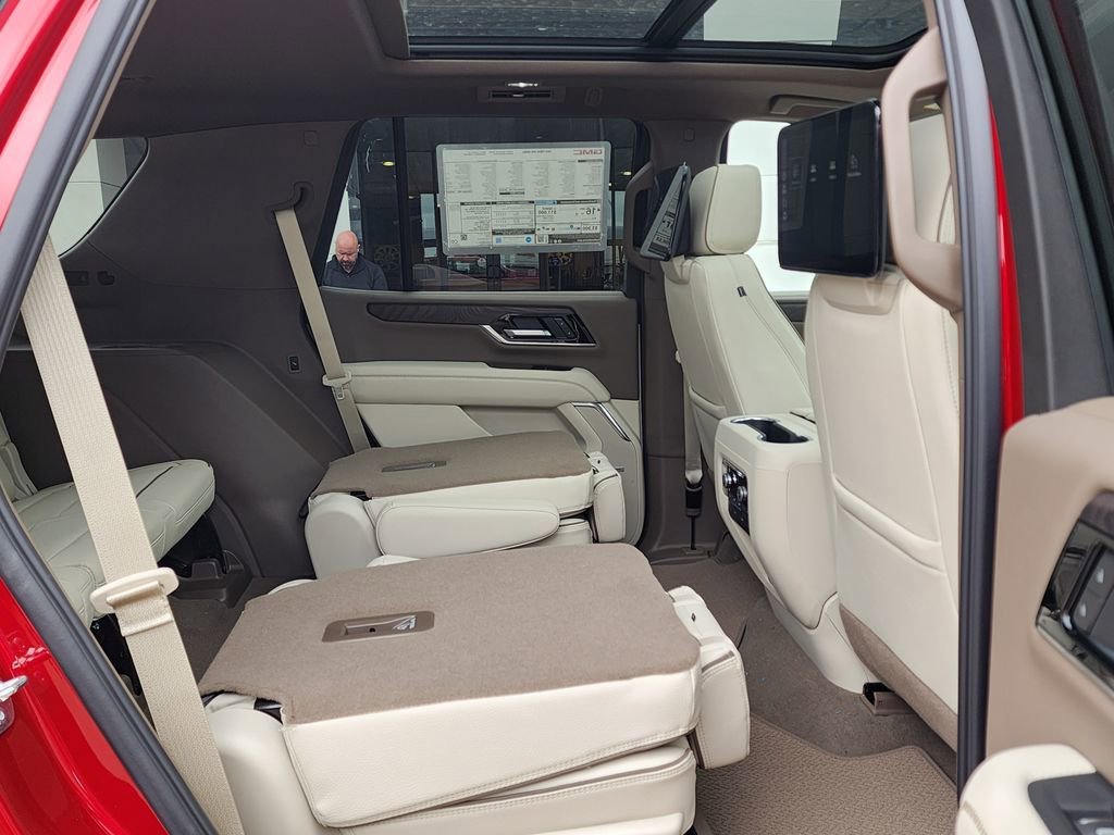 2026 GMC Yukon Denali - Photo 54