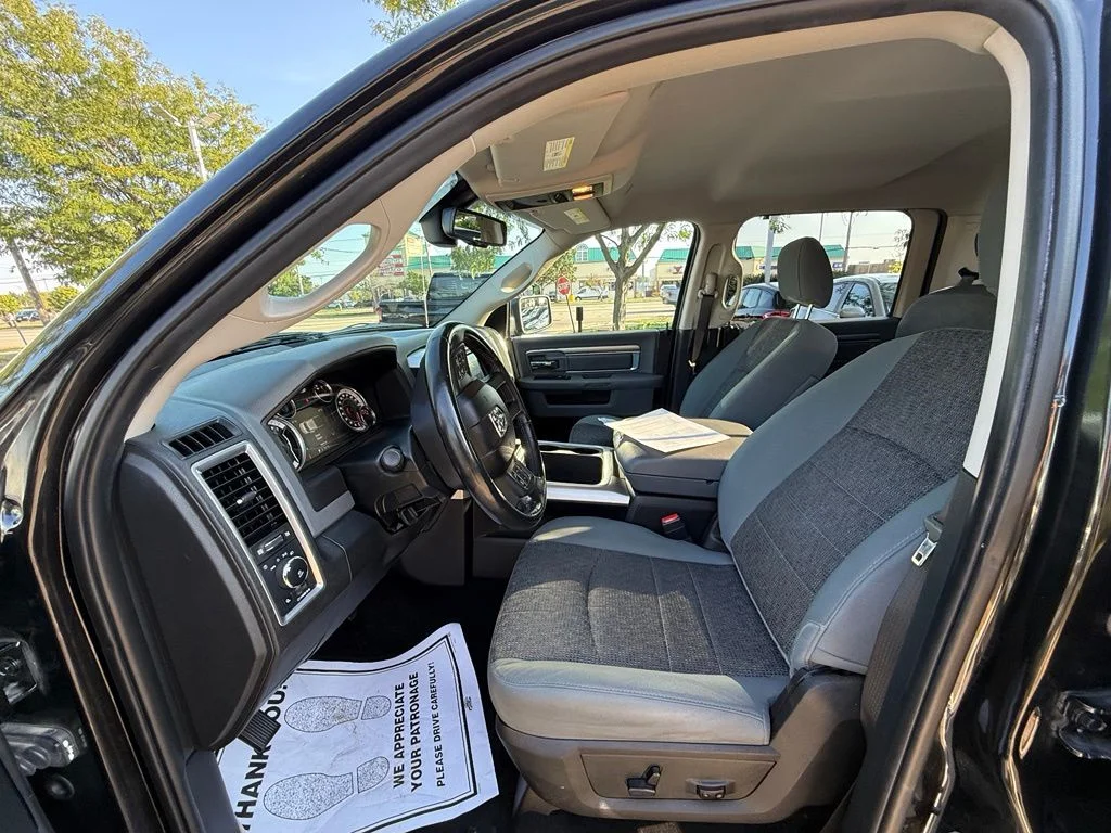 Used 2018 Black Ram Big Horn image 11