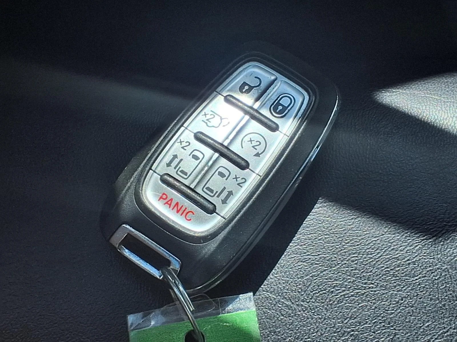Used 2023 Silver Mist Clearcoat Chrysler Touring L image 14