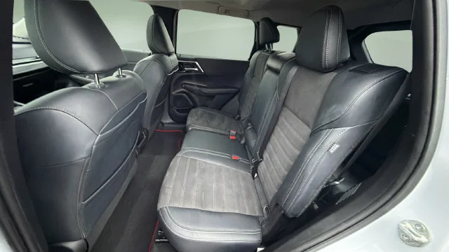 Used 2024  Mitsubishi SE Ralliart image 20