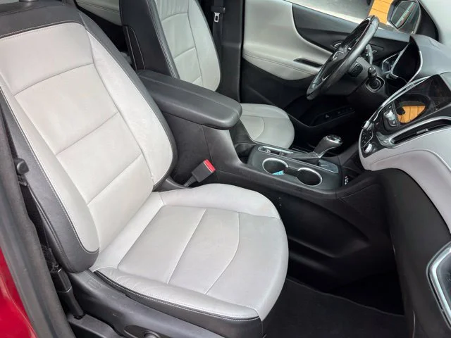 Used 2021 Red Chevrolet Premier image 26