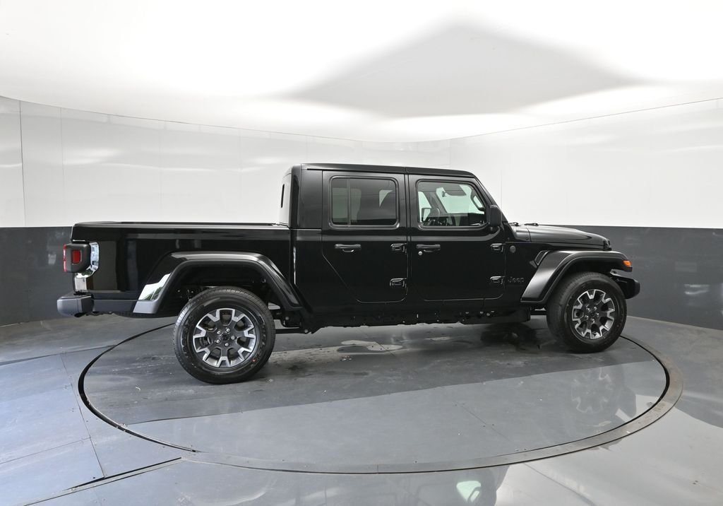 New 2026 Black Clearcoat Jeep Sahara image 15