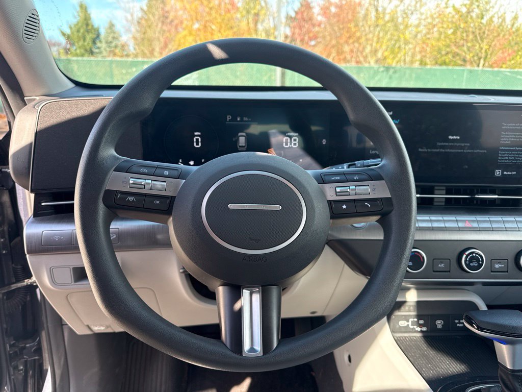 Used 2024 Denim Blue Pearl Hyundai SE image 10