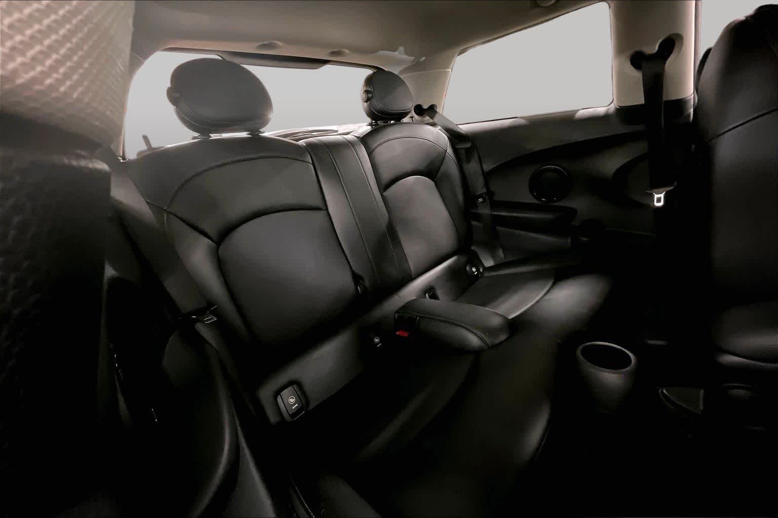 Used 2017 Deep Blue Metallic MINI Cooper image 18
