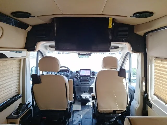 Used 2022 Silver Ram High Roof image 29