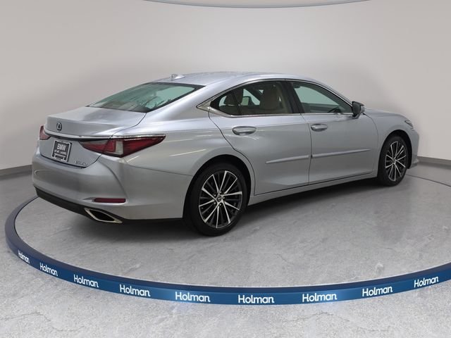 Used 2022 Iridium Lexus 350 image 6