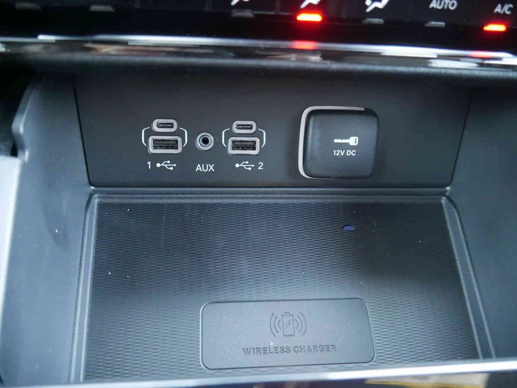 New 2026 Black Jeep Laredo X image 28