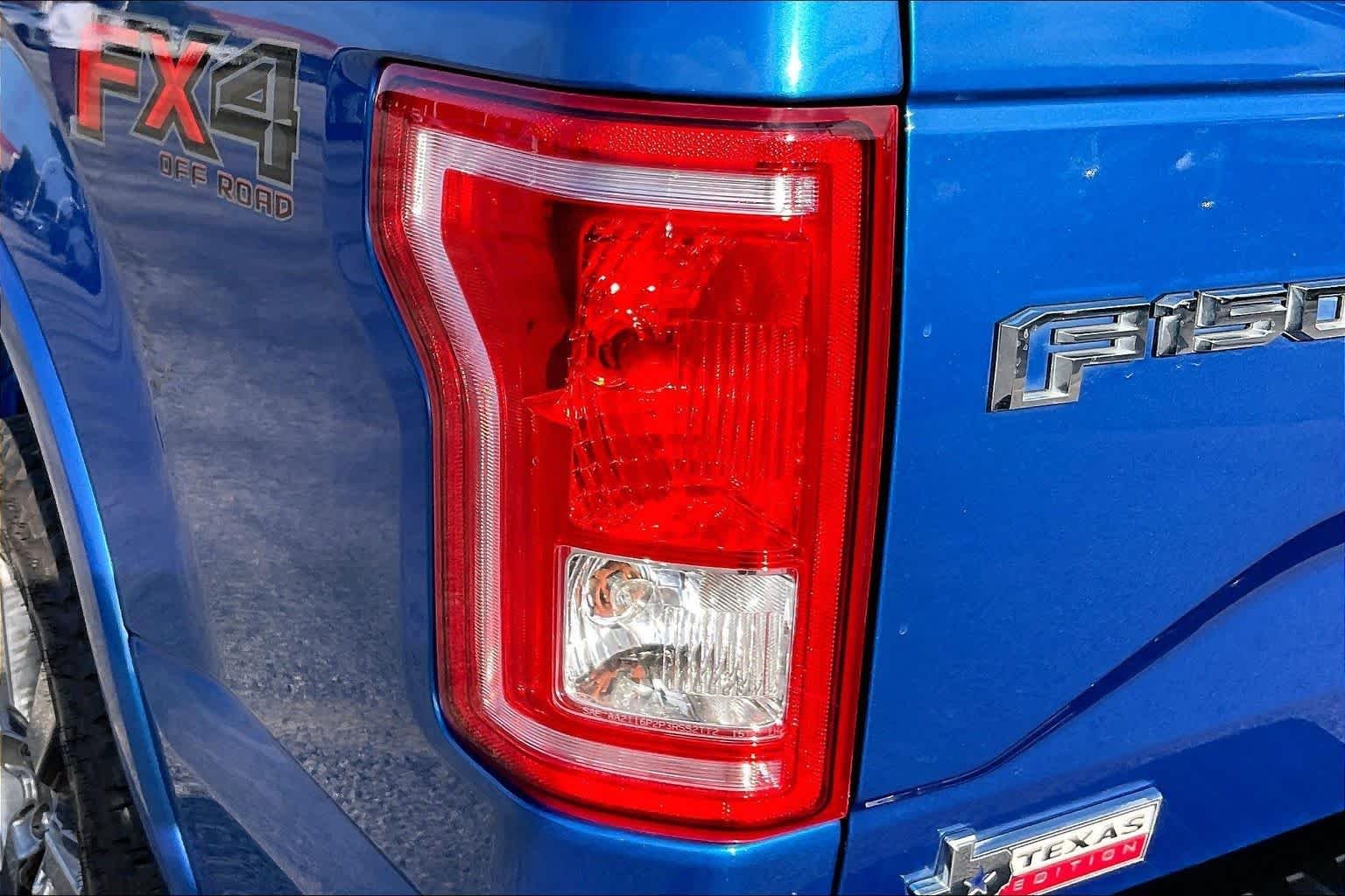 Used 2016 Blue Flame Metallic Ford XLT image 25