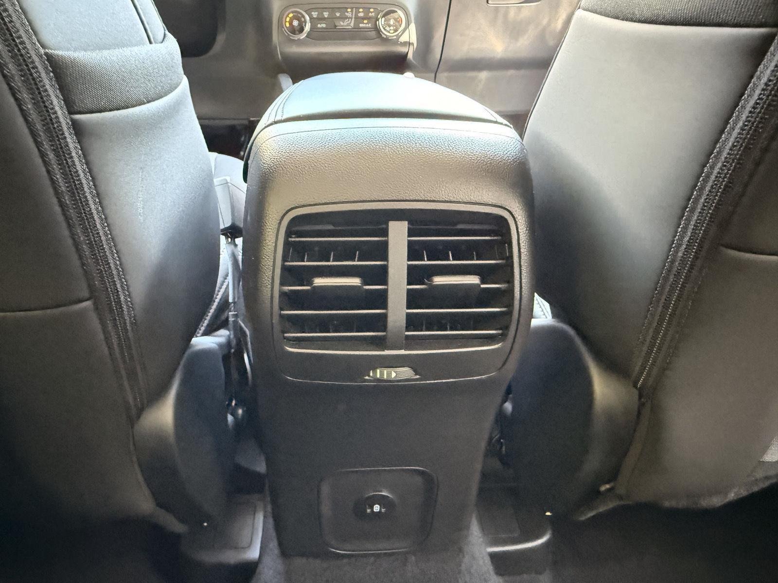 Used 2024 Cactus Gray Ford Big Bend image 18