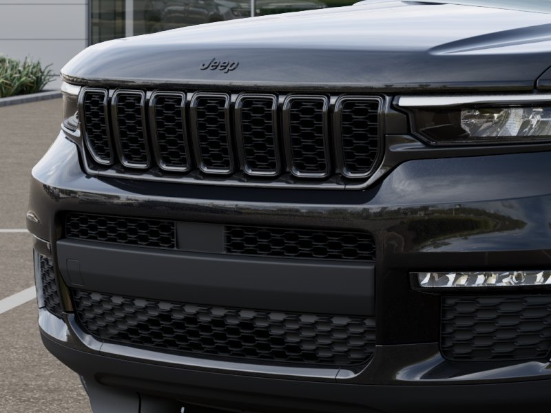 New 2025 Diamond Black Crystal Pearl-Coat Exterior Paint Jeep Limited image 40