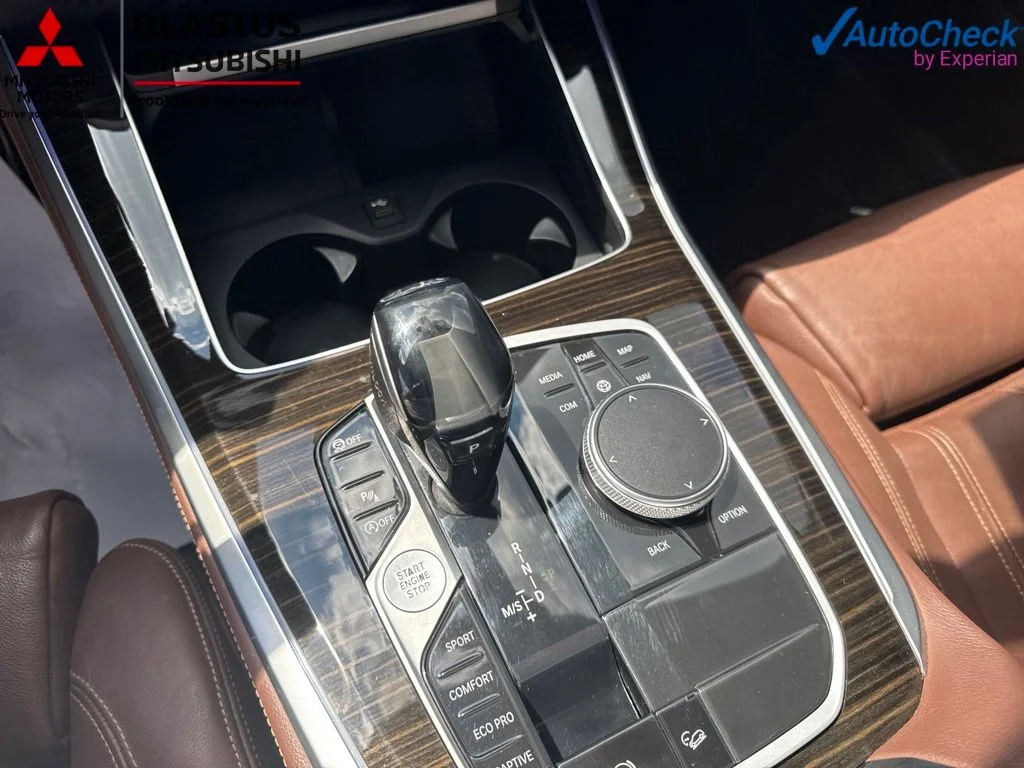 Used 2020 Black BMW xDrive40i image 37