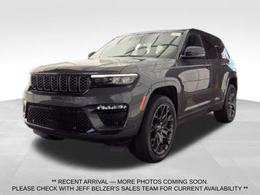 Used 2025 Gray Jeep Summit image 1