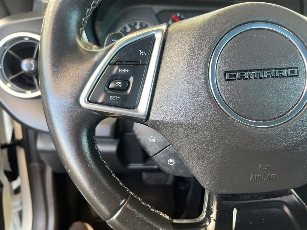 Used 2022 Summit White Chevrolet 1LT image 28