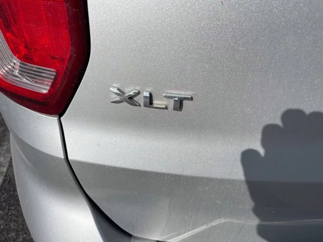 Used 2018 Silver Ford XLT image 12