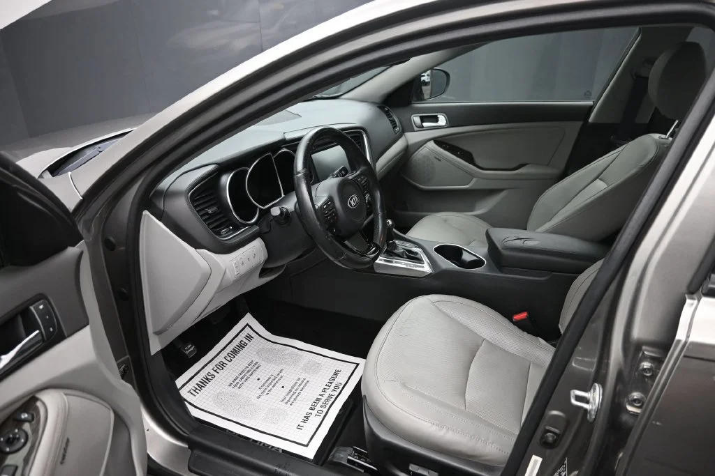 Used 2014 Silver Kia EX image 14