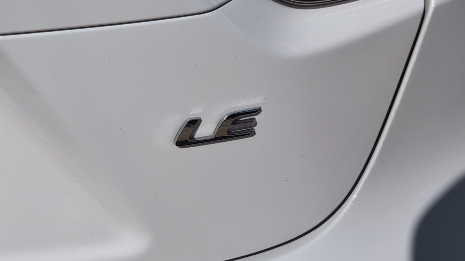 Used 2024 Ice Cap Toyota LE image 5
