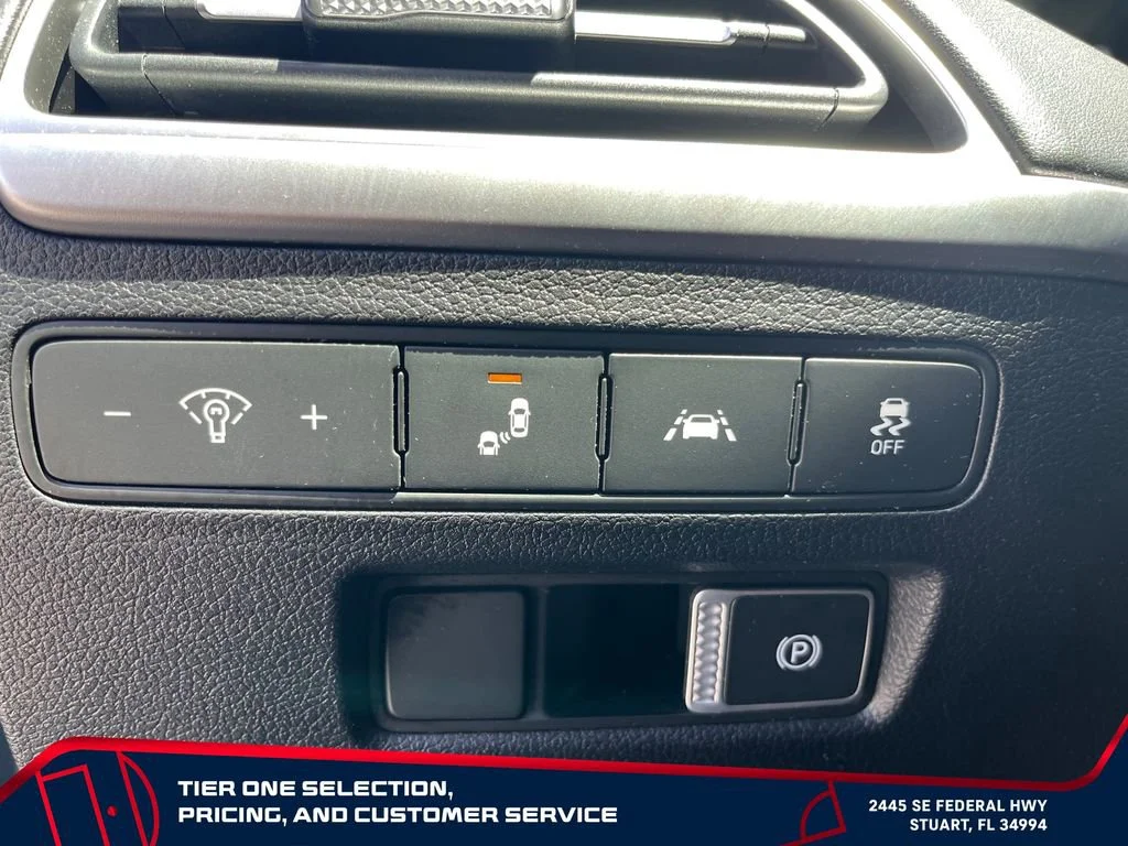 Used 2020 Gray Hyundai SEL image 15
