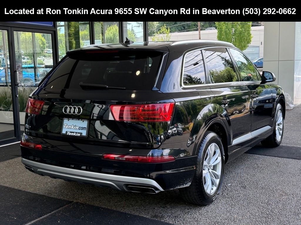 Used 2019 Night Black Audi 55 Premium image 7