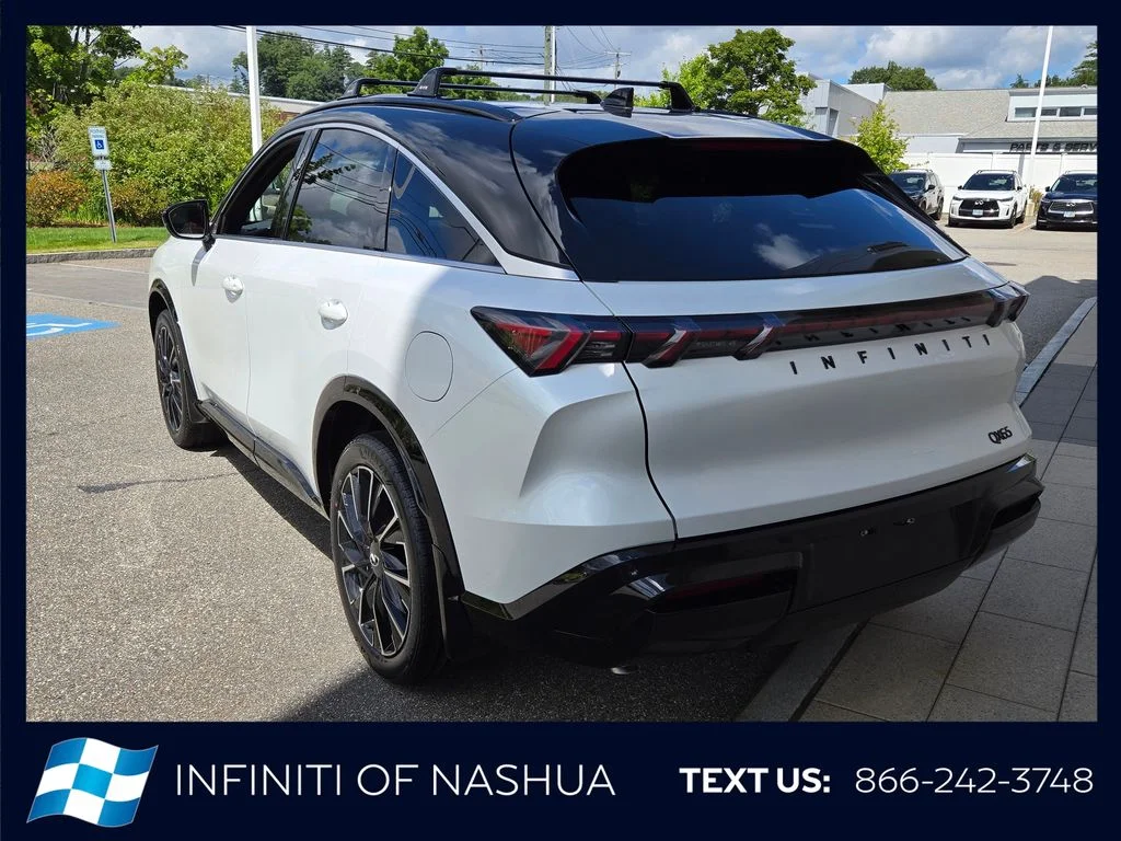 New 2027 2T RAD WHT INFINITI Autograph AWD image 12