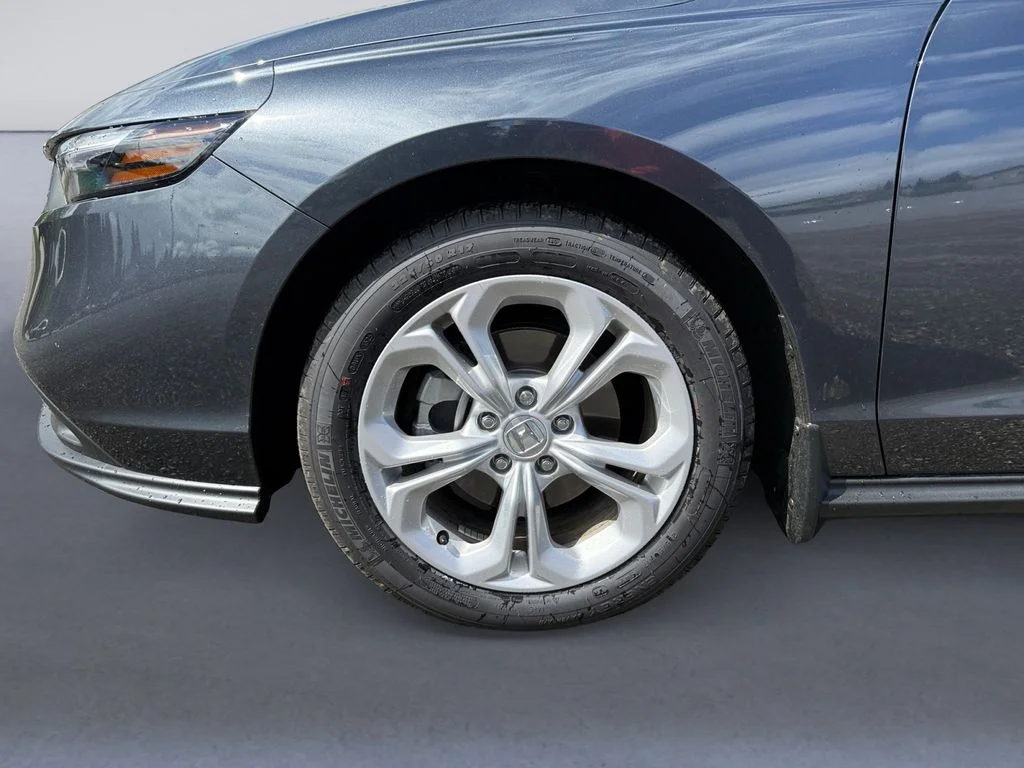 Used 2025  Honda LX image 9