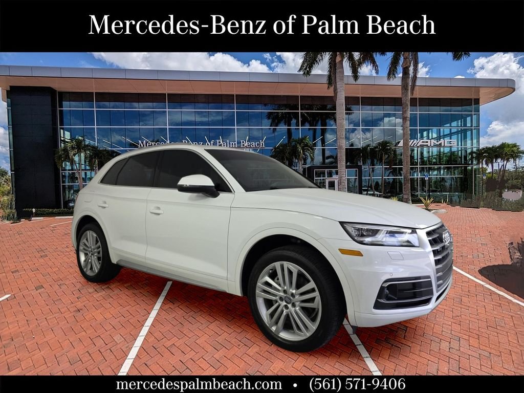 2018 Audi Q5 2.0T quattro S tronic Prestige's photo