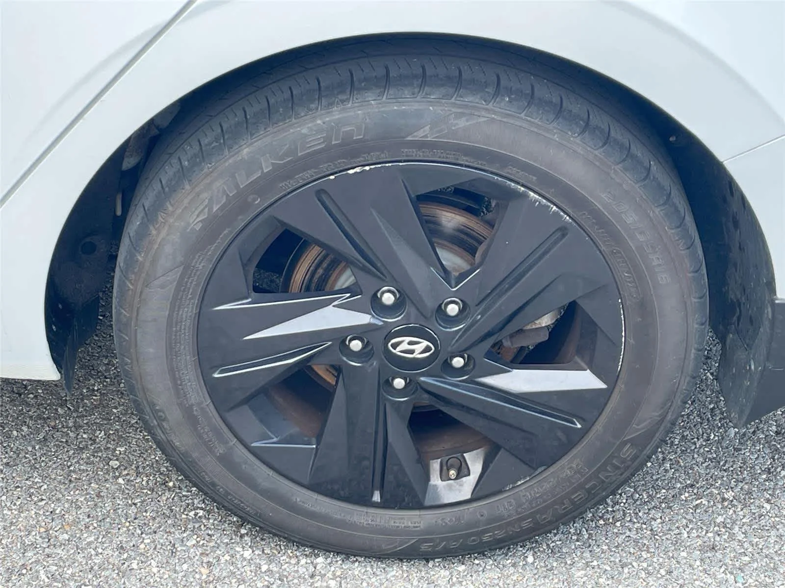 Used 2022 Quartz White Hyundai SEL image 8