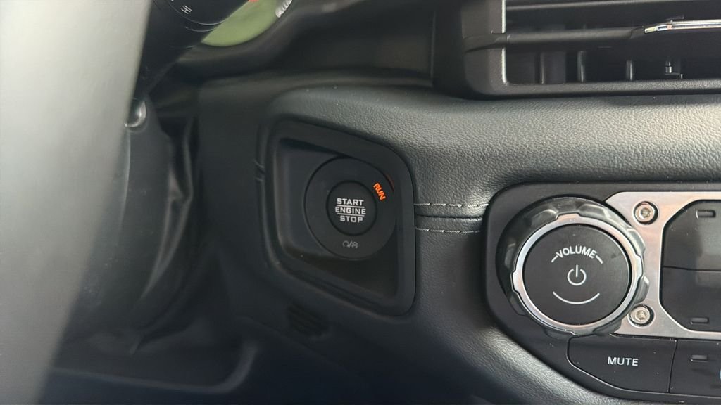 Used 2024 White Jeep Rubicon 4xe image 26