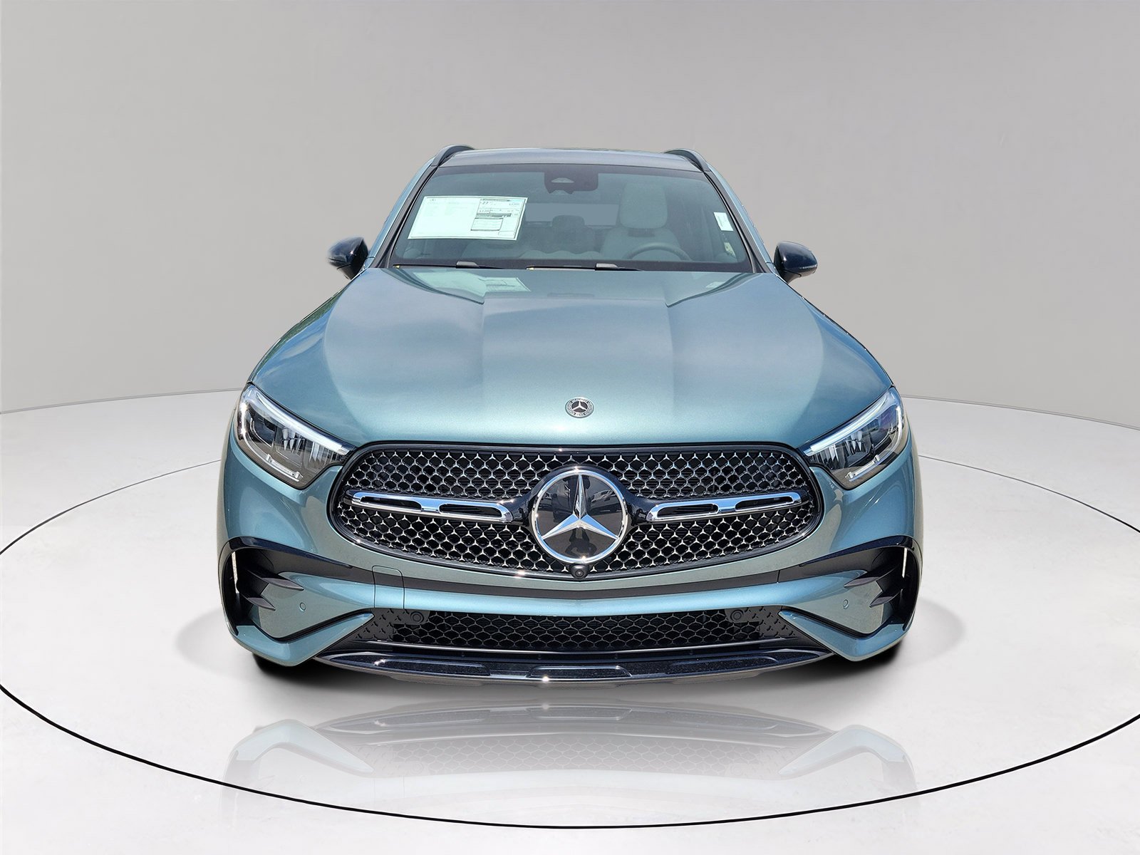 New 2027 Verde Silver Metallic Mercedes-Benz GLC 300 image 32