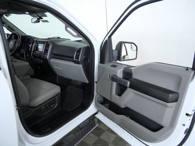 Used 2018 White Ford XLT image 11