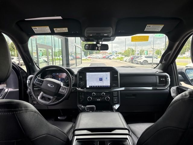 Used 2023 Black Ford XLT image 12