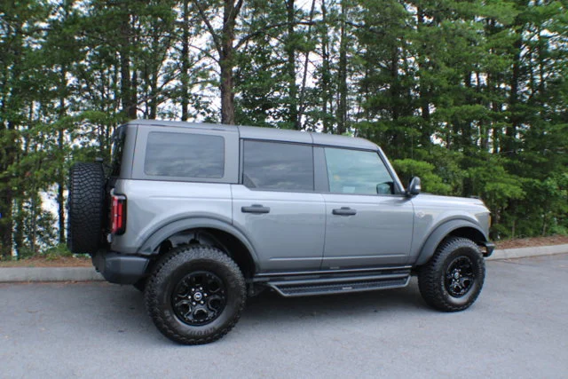 Used 2022 Cactus Gray Ford Wildtrak image 2