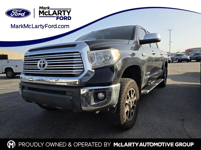 Used 2015 Attitude Black Metallic TOYOTA LIMITED image 1